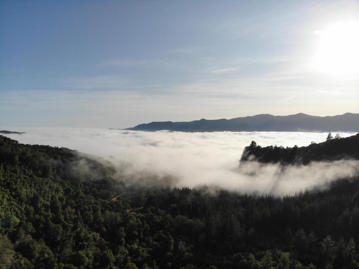 Golden Bay Glamping Hotel Takaka Bagian luar foto